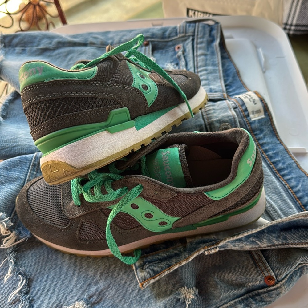 Saucony Shoes Size 7.5